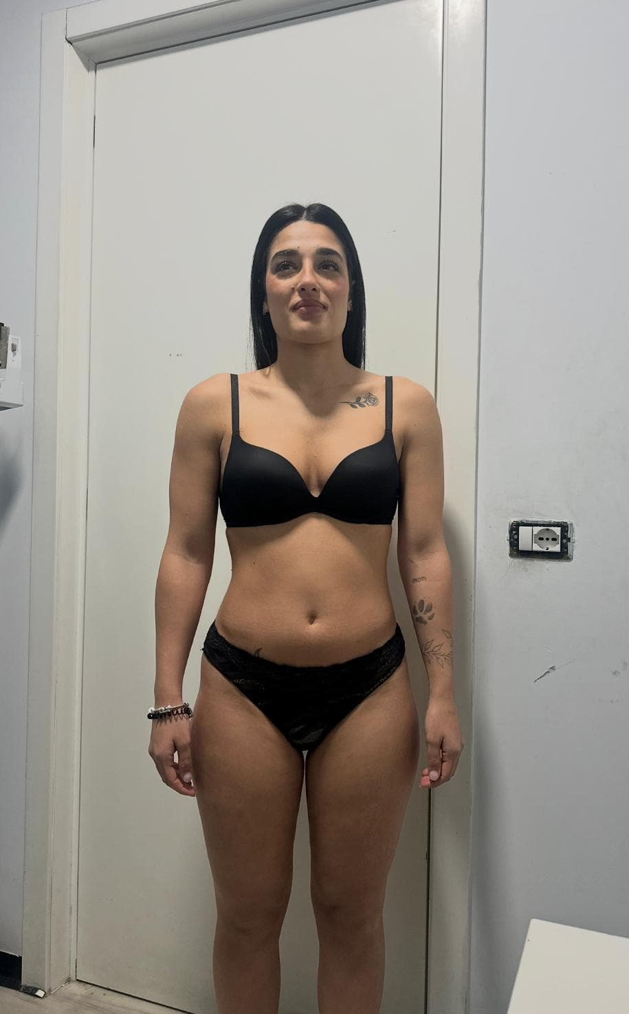 Carmen 26 anni — prima